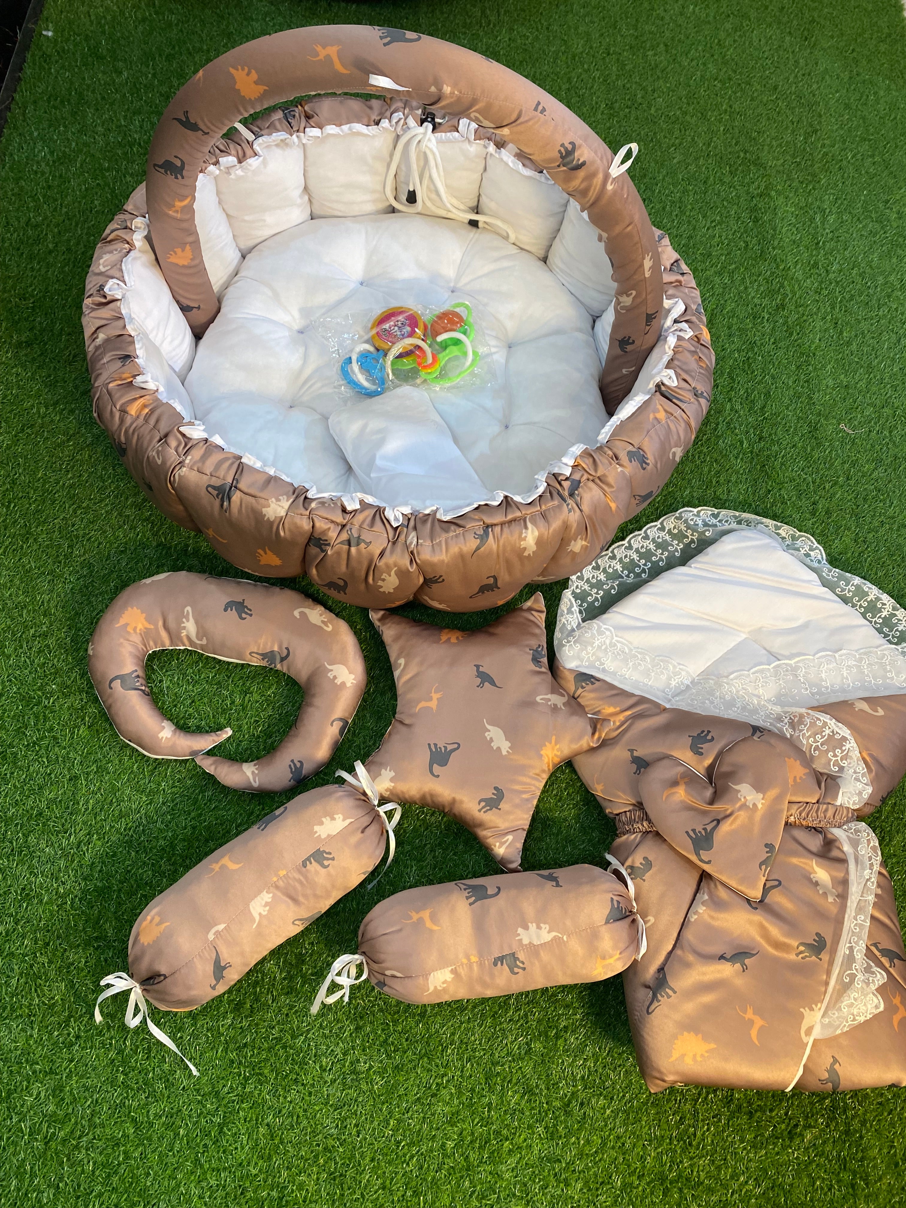 11pcs silk bed set round for 0 to 12 months newborn baby