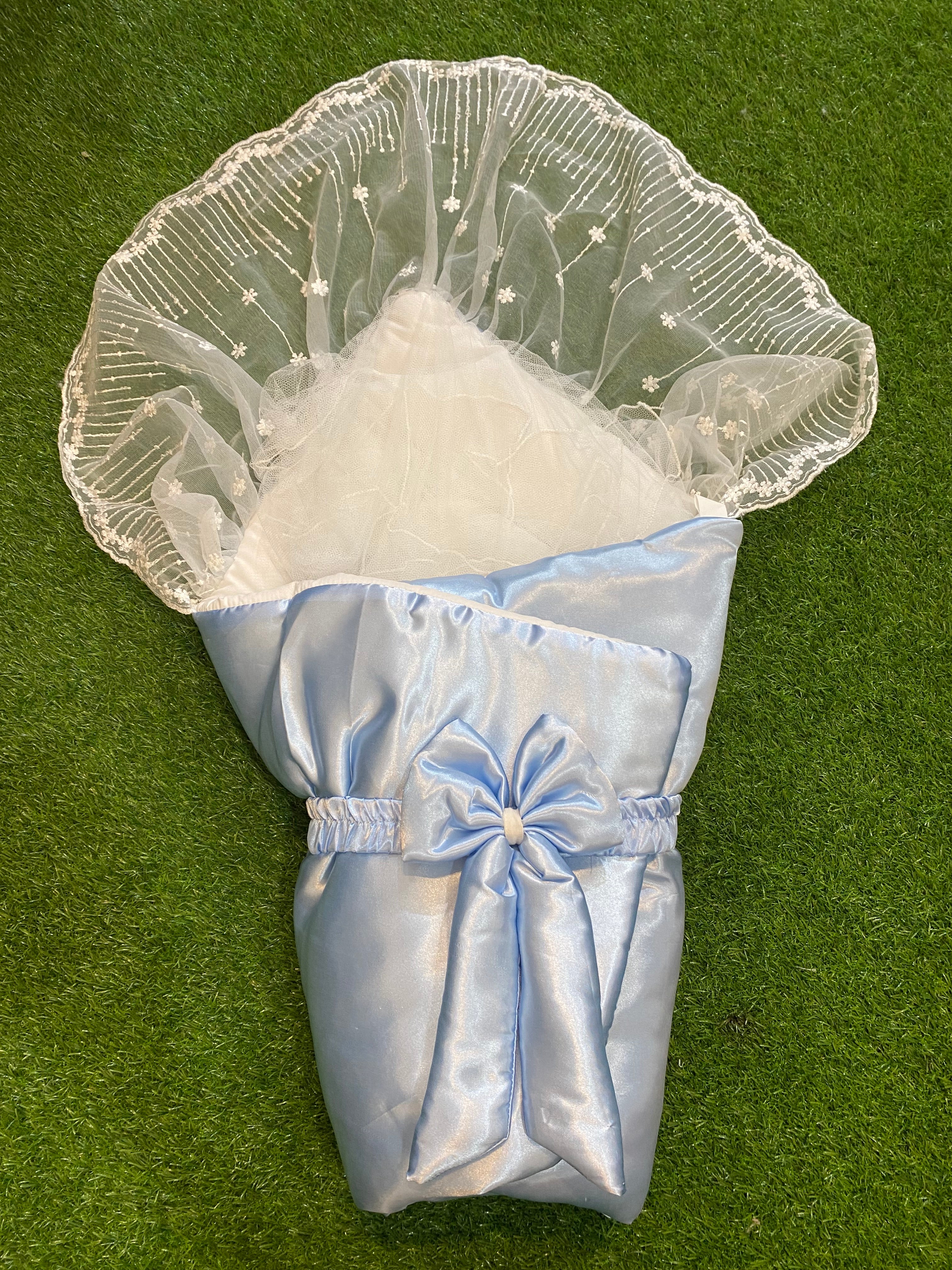 Newborn Baby Carry Nest – Soft, Cozy & Beautiful Large Bow Design with net on head of Sleeping Bed