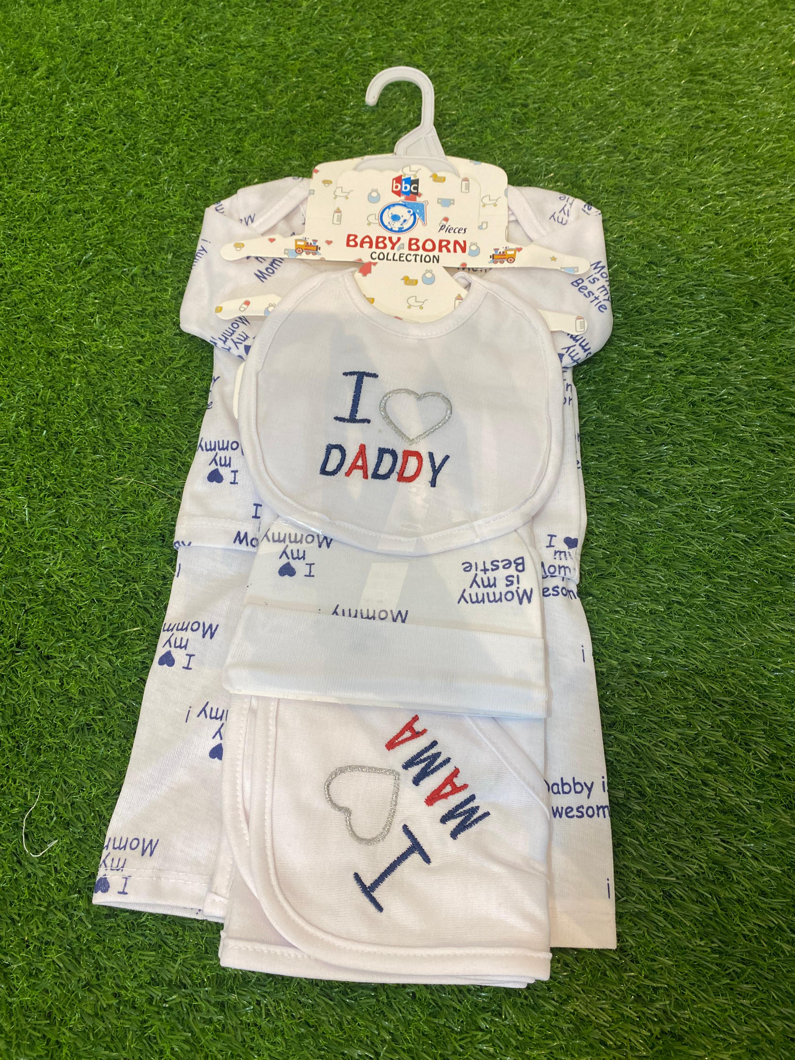 Newborn Baby 5 Pcs Starter Set – “I ❤️ Daddy & I ❤️ Mama”