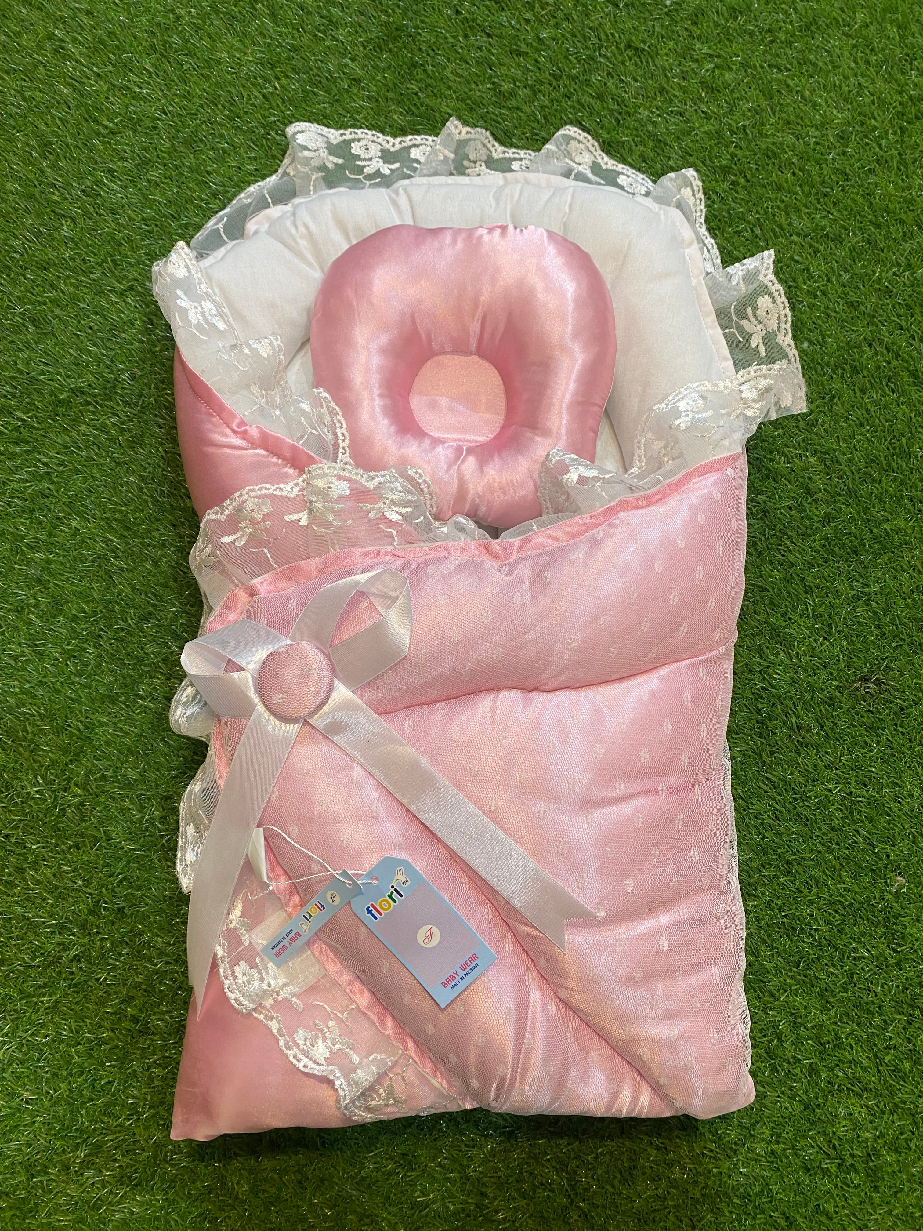 Newborn Baby Carry Nest – Soft, Cozy & Beautiful Side Bow with Button Design & Net on Top Sleeping Bed