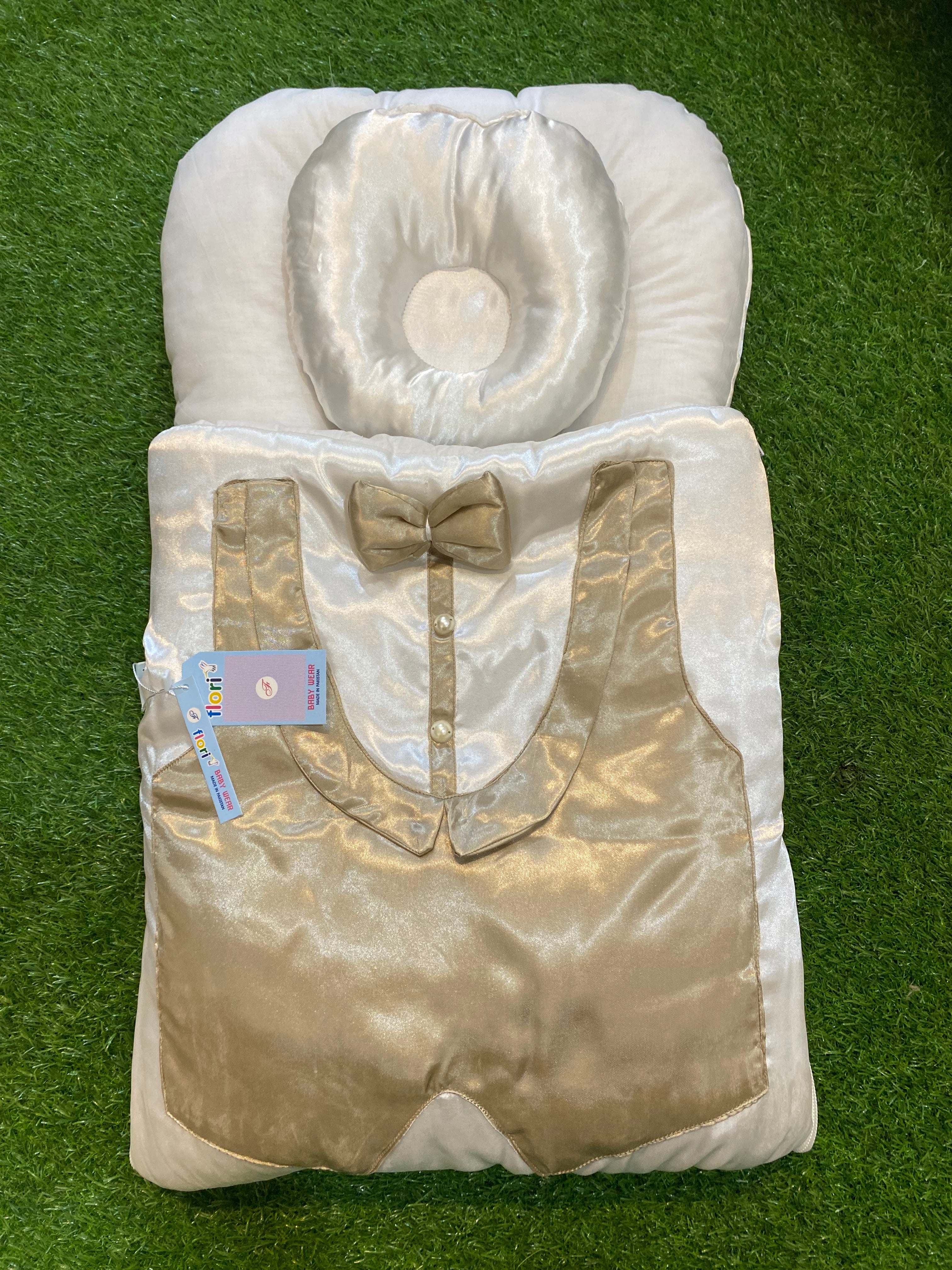 Newborn Baby Carry Nest – Soft, Cozy & Stylish Tuxedo Bow Tie Design Sleeping Bed