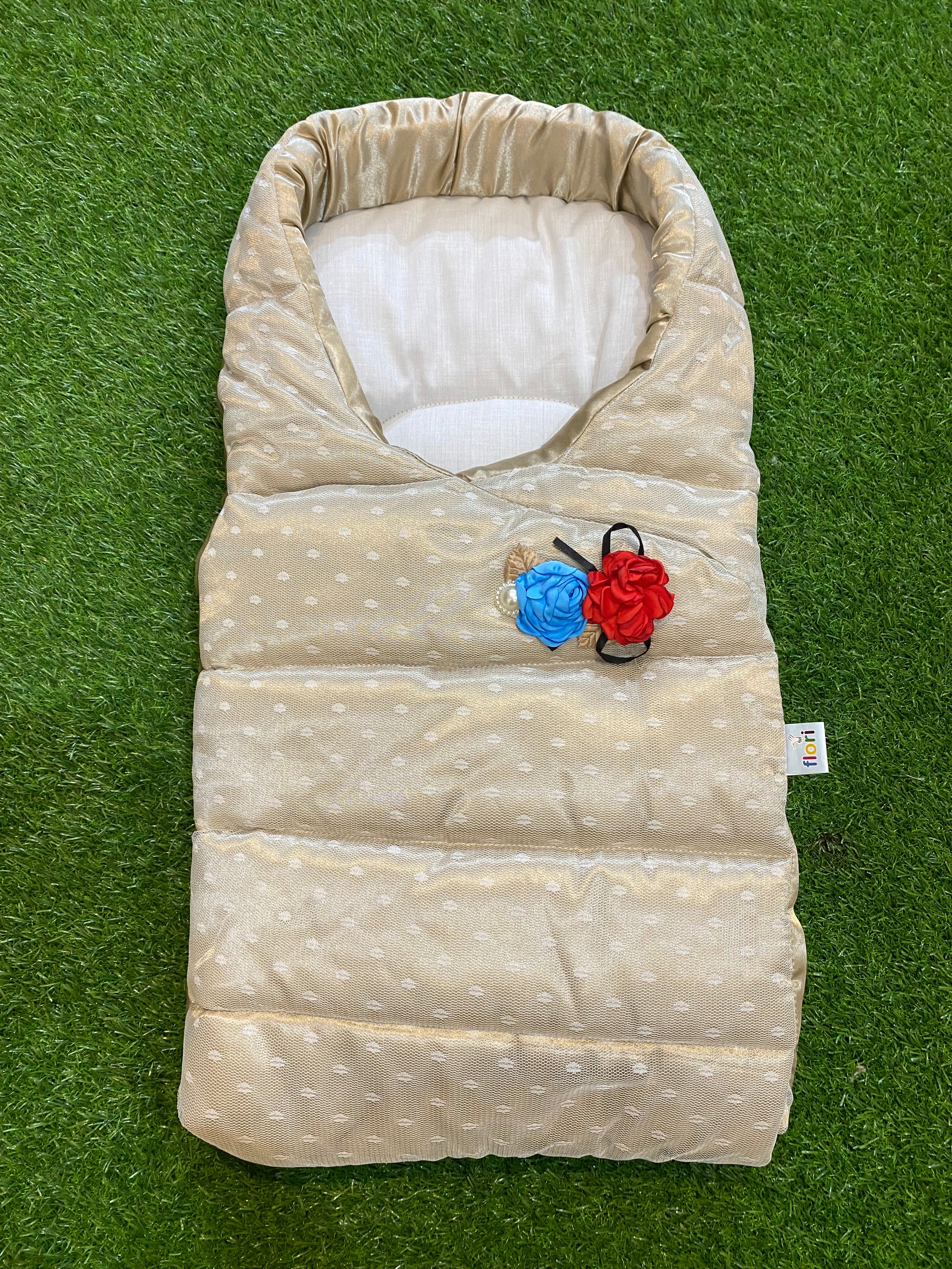 Newborn Baby Carry Nest – Soft , Cozy and beautiful rose  Design Sleeping Bed