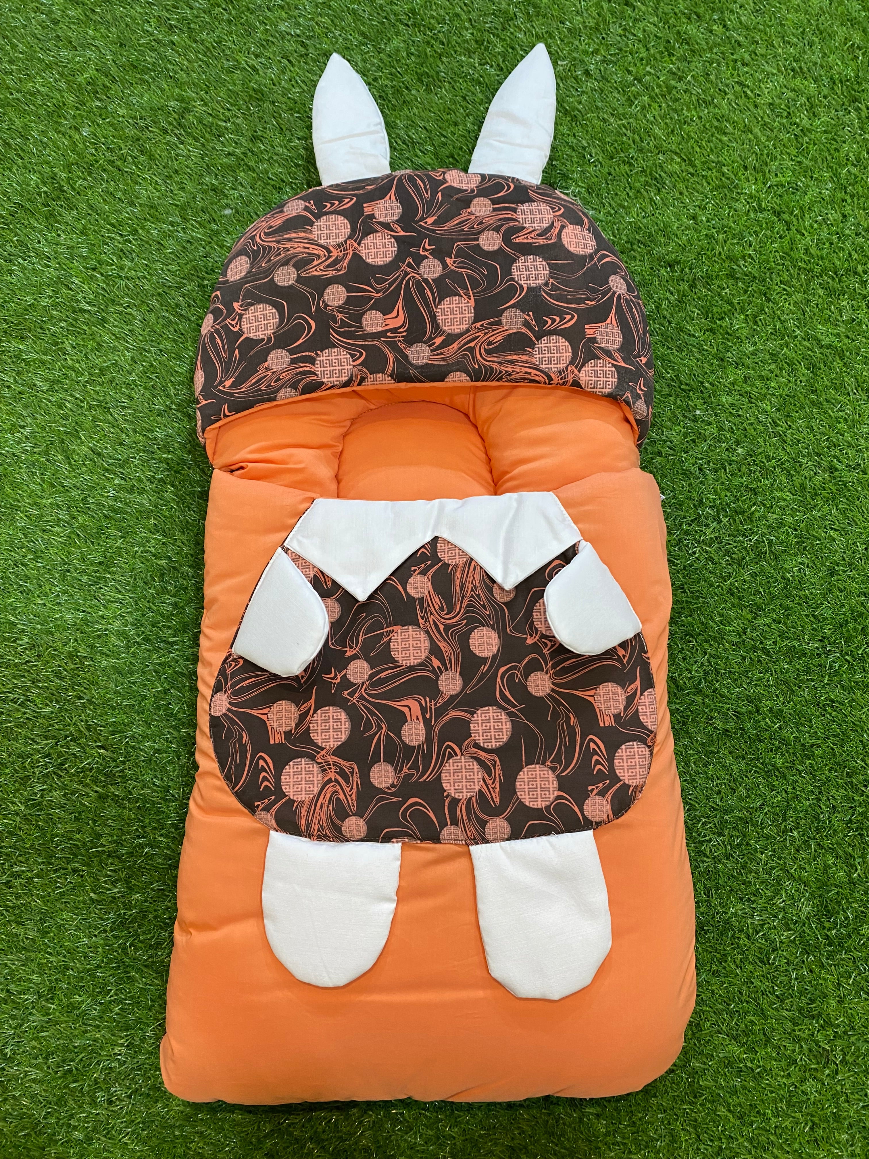 Newborn Baby Carry Nest  – Soft & Cozy baby ear and knee Design Sleeping bed