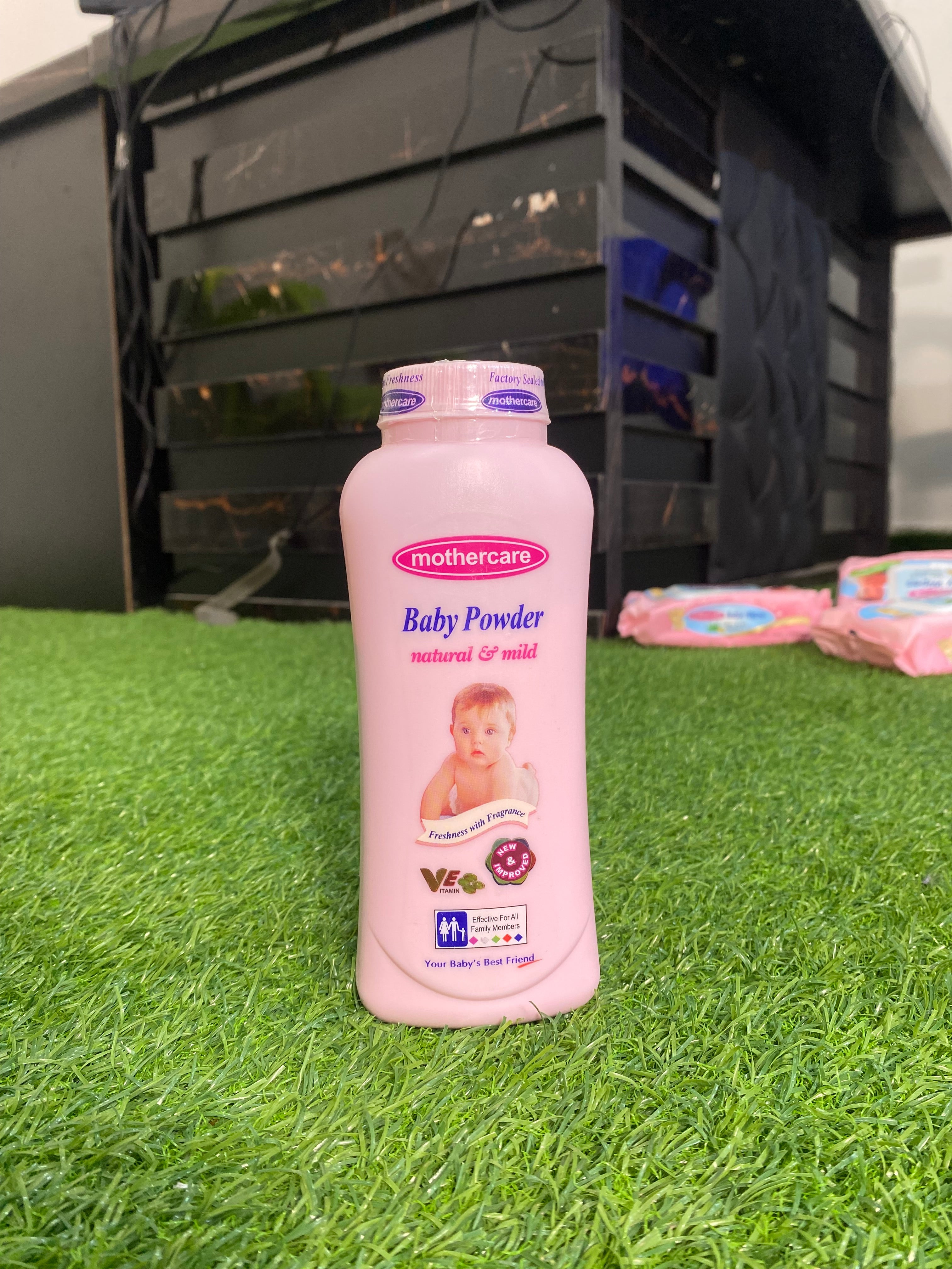 Mothercare Baby Powder – Natural & Mild, Freshness with Fragrance (Available in XL, Large, Medium & Small Sizes)