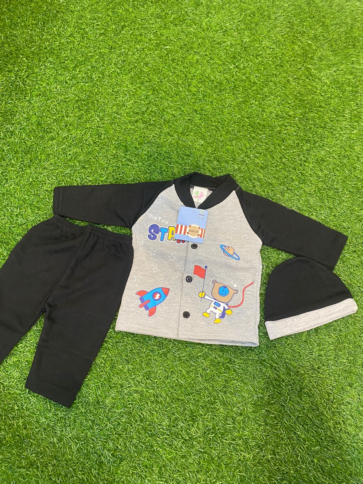 Newborn Baby 0 to 3months Boy Boat-Themed Outfit Set with Hat - Toddler Shirt, Pants & Beanie, Navy Blue & White and multiple colors